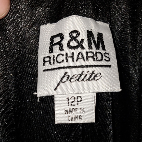 Black dress with pink flowers - Picture 4 of 5